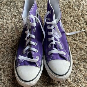 brand new purple converse!